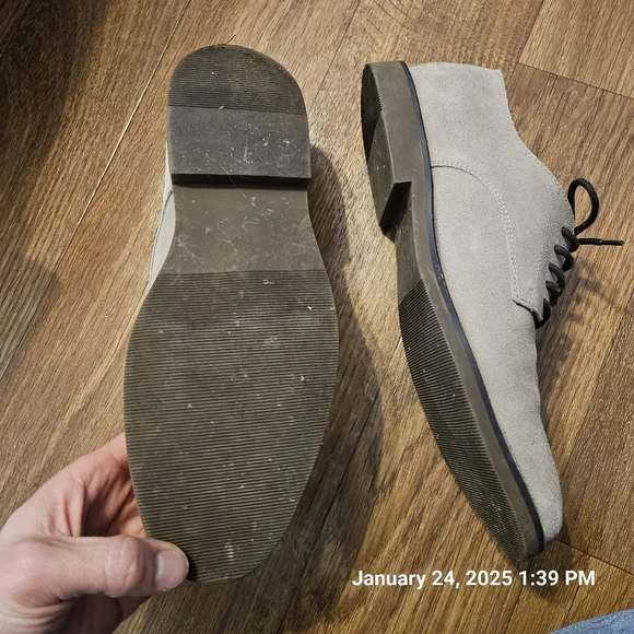Banana republic mens shoes size 10 greyish, mushroom - Picture 4 of 6